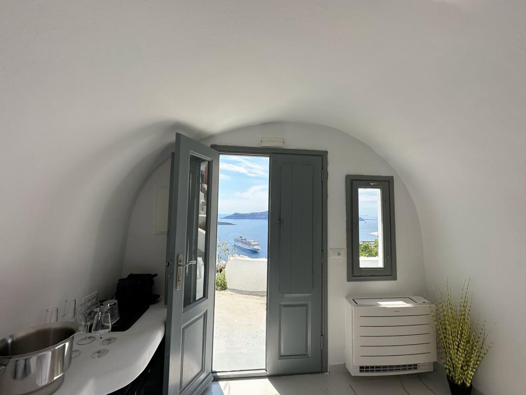 Dagaz Suites Firá Buitenkant foto
